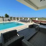 Vila Softic Amra